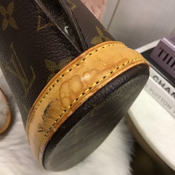 Louis Vuitton Large Tote - Picture 4 of 10